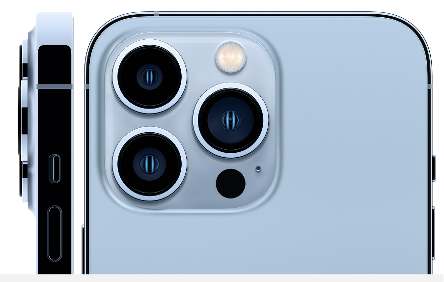 iPhone13シリーズはカメラ性能とサイズ感で選ぶ